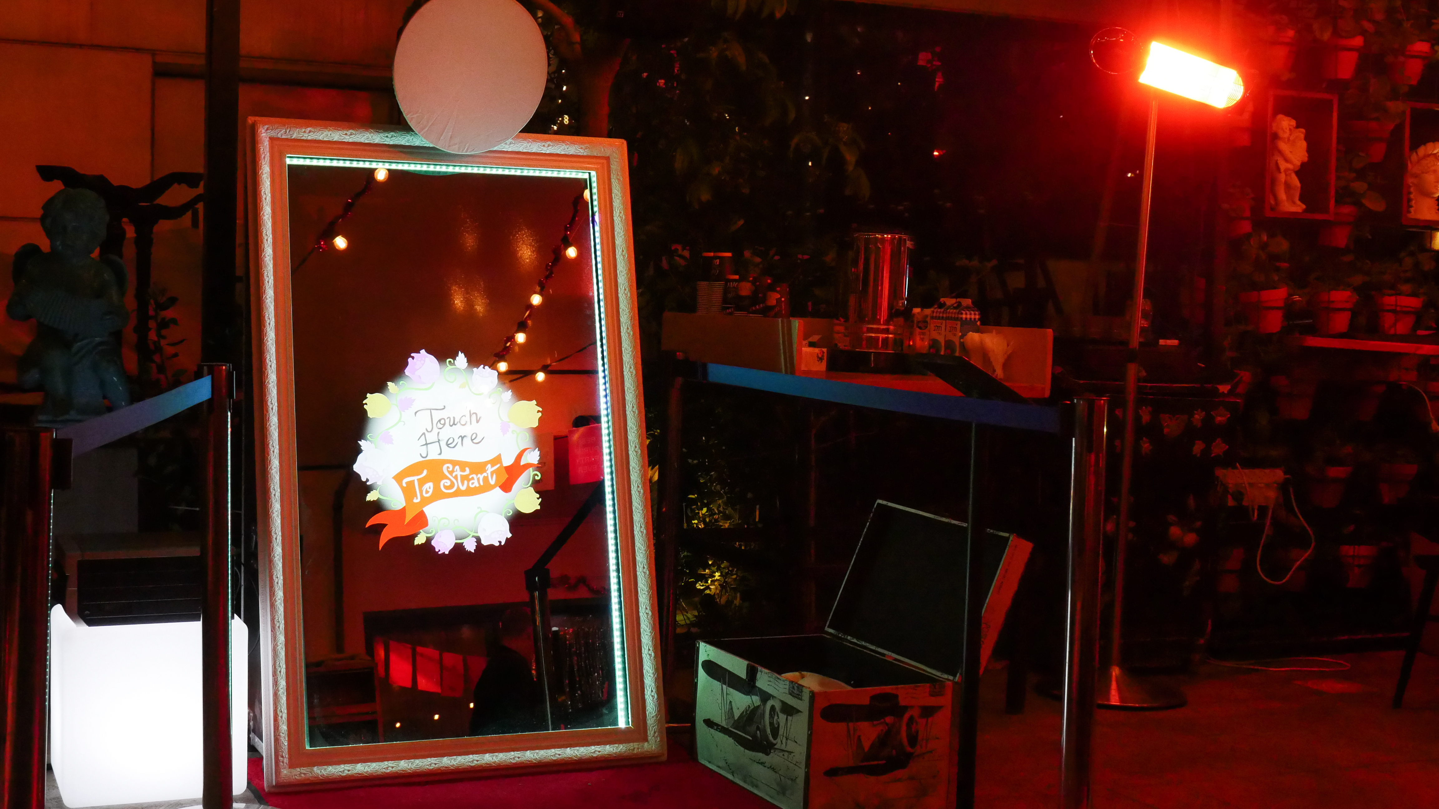 Mirror booth event variation